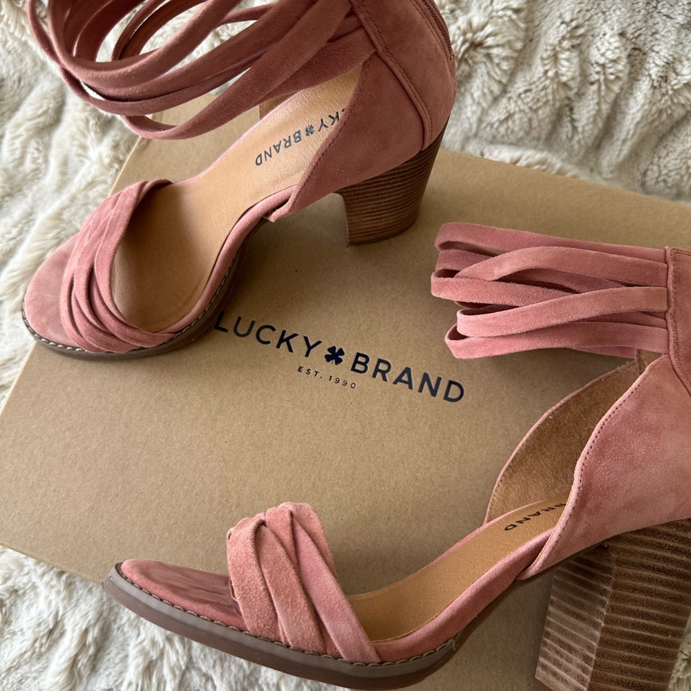 Lucky Brand Lakisha Blush Pink Suede Strappy Block Heel Sandals